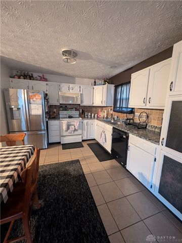 944 Marcia Drive, Trenton, OH 45067