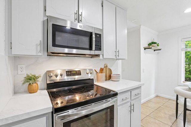 2527 Easton Lane 7, San Jose, CA 95133