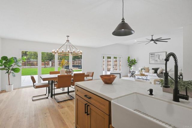 1416 EASTVIEW Court, Oceanside, CA 92056