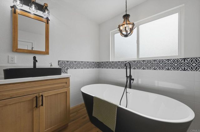 1416 EASTVIEW Court, Oceanside, CA 92056