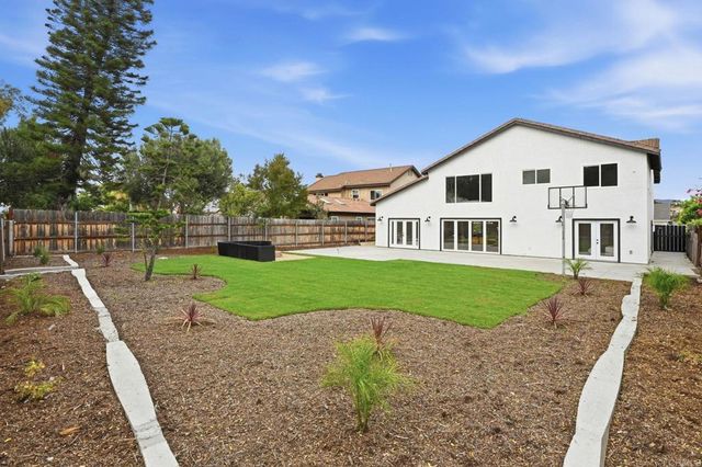 1416 EASTVIEW Court, Oceanside, CA 92056