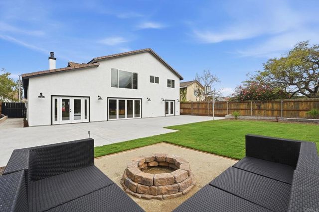 1416 EASTVIEW Court, Oceanside, CA 92056