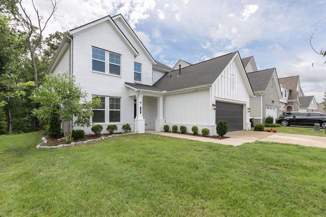 146 Newbury Dr, White House, TN 37188