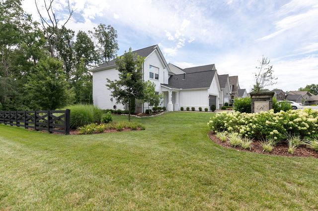 146 Newbury Dr, White House, TN 37188