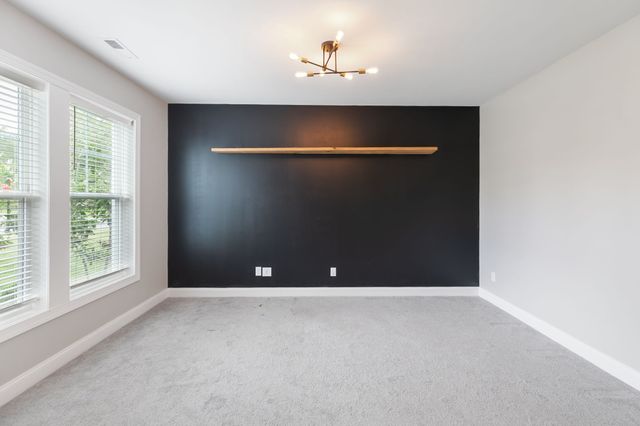 146 Newbury Dr, White House, TN 37188