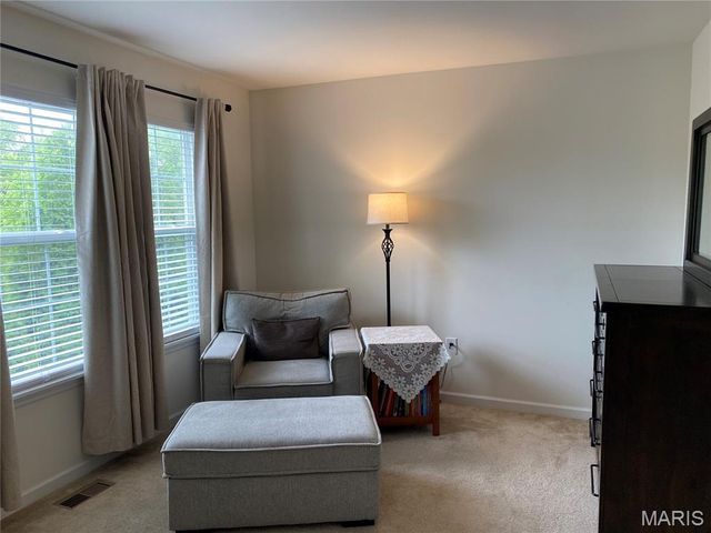 104 Forest Oaks Drive, Caseyville, IL 62232