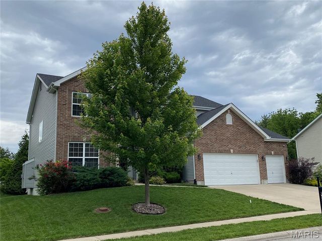 104 Forest Oaks Drive, Caseyville, IL 62232