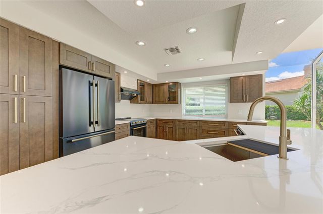 4268 LAS PALMAS WAY, Sarasota, FL 34238