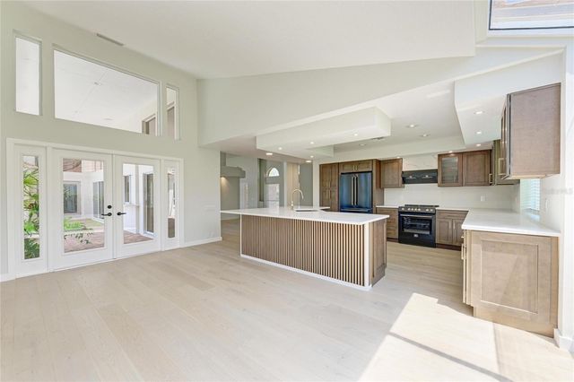 4268 LAS PALMAS WAY, Sarasota, FL 34238