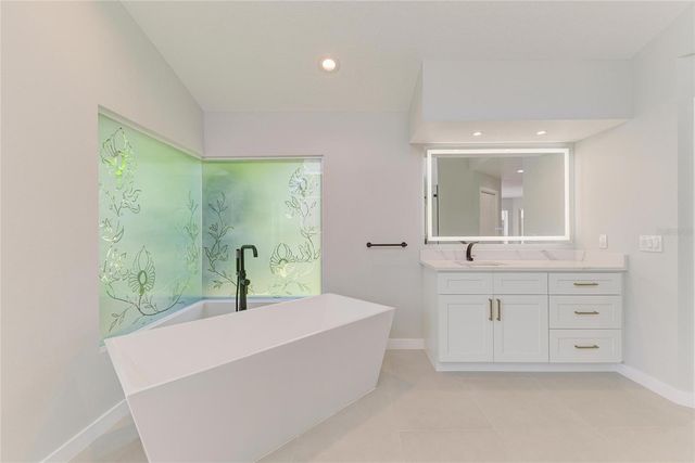 4268 LAS PALMAS WAY, Sarasota, FL 34238