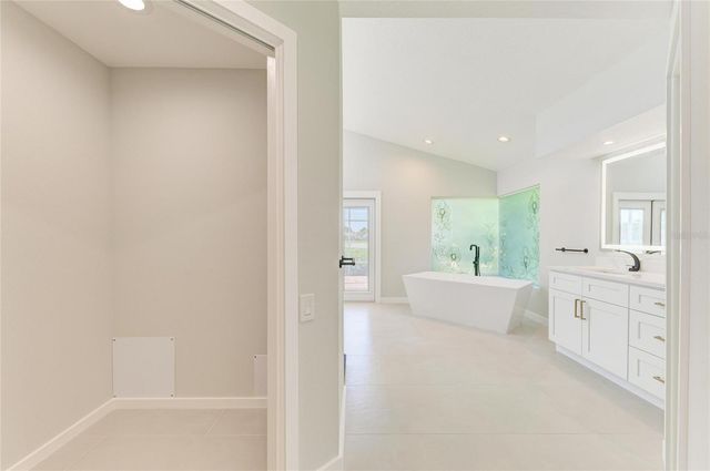 4268 LAS PALMAS WAY, Sarasota, FL 34238