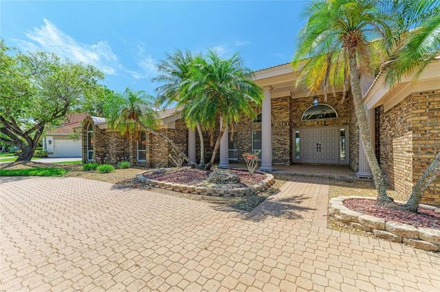 4268 LAS PALMAS WAY, Sarasota, FL 34238