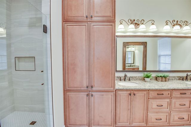 4108 S Texas Avenue, Bryan, TX 77802