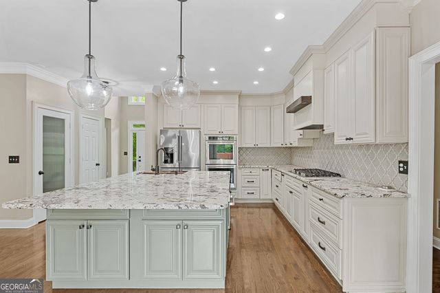 2426 Watercrest Terrace NW, Acworth, GA 30101