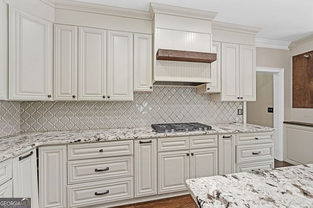 2426 Watercrest Terrace NW, Acworth, GA 30101