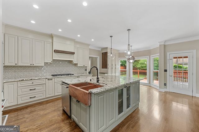 2426 Watercrest Terrace NW, Acworth, GA 30101
