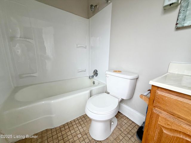 1503 S 4th St 1R, Louisville, KY 40208