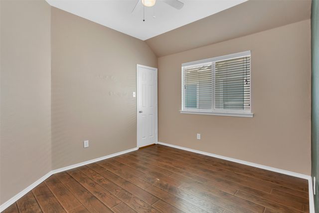 9721 Meadow Rue Drive, Mckinney, TX 75072