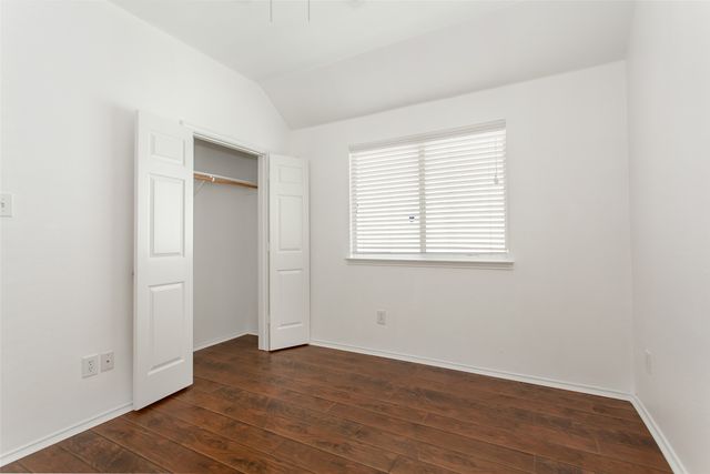 9721 Meadow Rue Drive, Mckinney, TX 75072