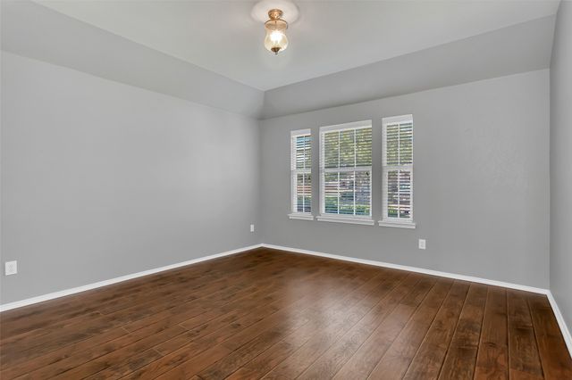 9721 Meadow Rue Drive, Mckinney, TX 75072