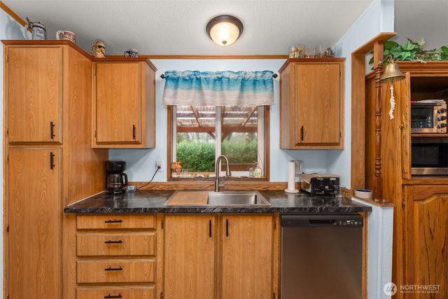 864 Hart Street, Grayland, WA 98547