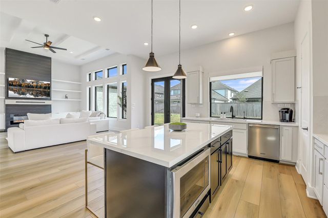 11118 Sandy Pinewoods Trail, Cypress, TX 77433