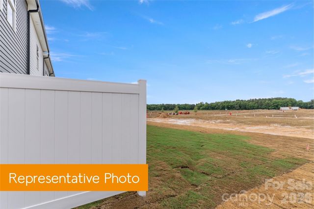 6424 Paw Creek Road, Charlotte, NC 28214