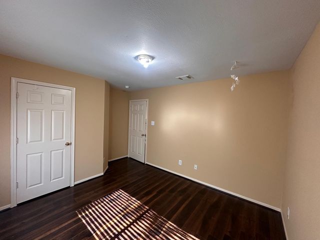 1607 Parkview Lane, Missouri City, TX 77459