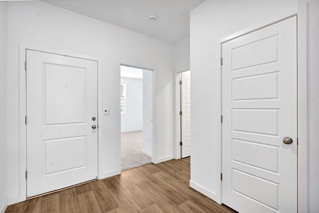 5963 W Laguna Avenue, Fresno, CA 93722
