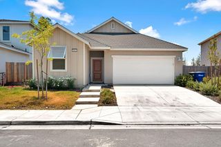 5963 W Laguna Avenue, Fresno, CA 93722