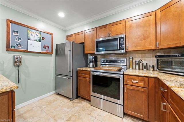 519 NW 26th PL, Cape Coral, FL 33993