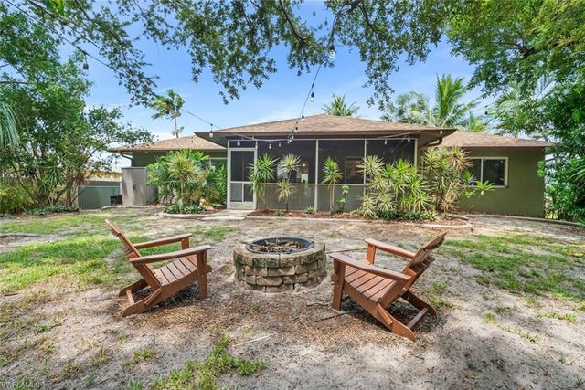 519 NW 26th PL, Cape Coral, FL 33993