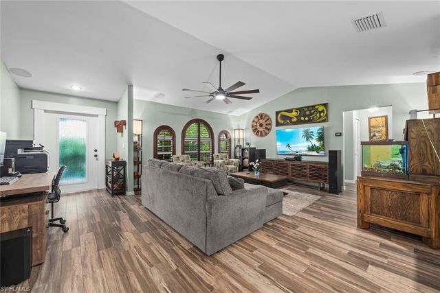 519 NW 26th PL, Cape Coral, FL 33993