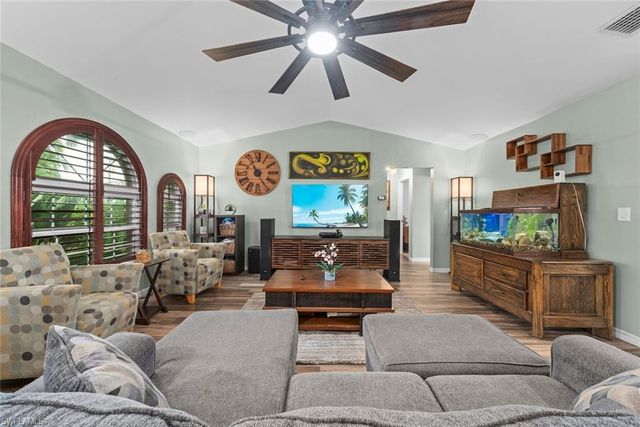 519 NW 26th PL, Cape Coral, FL 33993