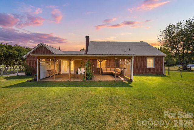4273 Springs Road, Conover, NC 28613