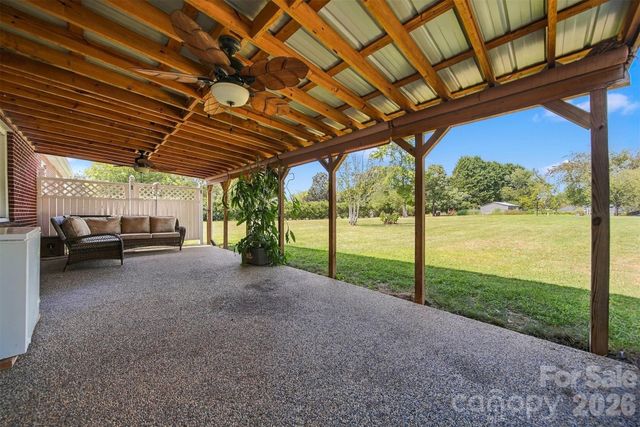 4273 Springs Road, Conover, NC 28613