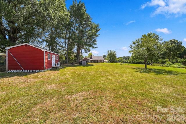 4273 Springs Road, Conover, NC 28613