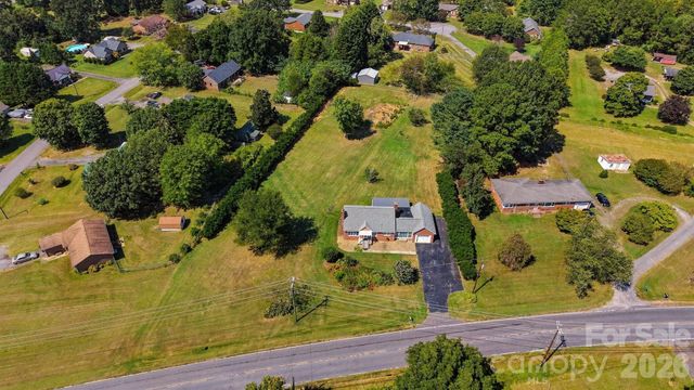 4273 Springs Road, Conover, NC 28613