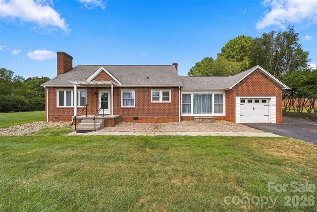 4273 Springs Road, Conover, NC 28613