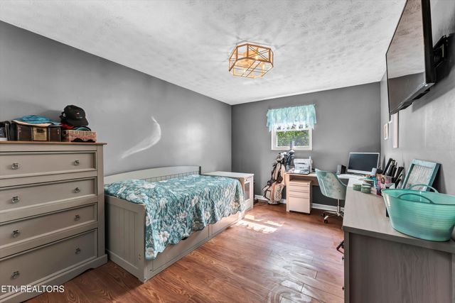 2451 Black Oak Rd, Jefferson City, TN 37760