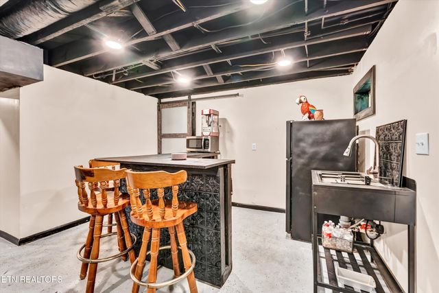 2451 Black Oak Rd, Jefferson City, TN 37760