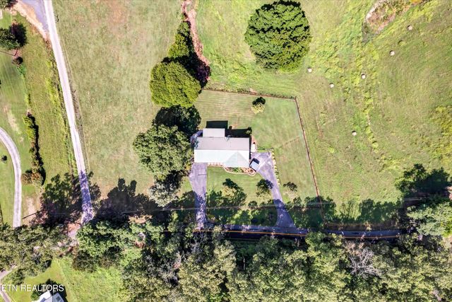 2451 Black Oak Rd, Jefferson City, TN 37760