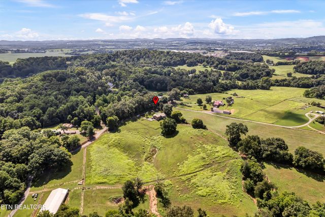2451 Black Oak Rd, Jefferson City, TN 37760