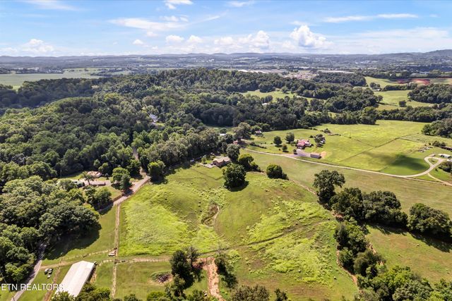 2451 Black Oak Rd, Jefferson City, TN 37760
