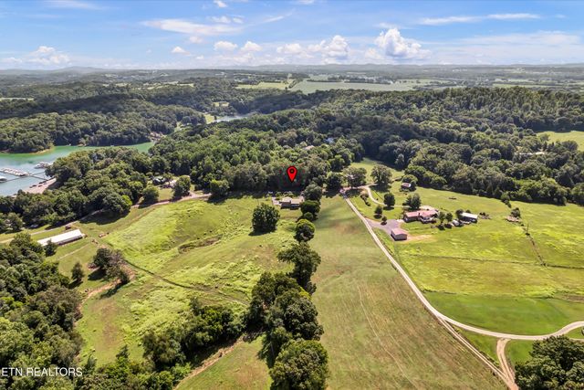 2451 Black Oak Rd, Jefferson City, TN 37760