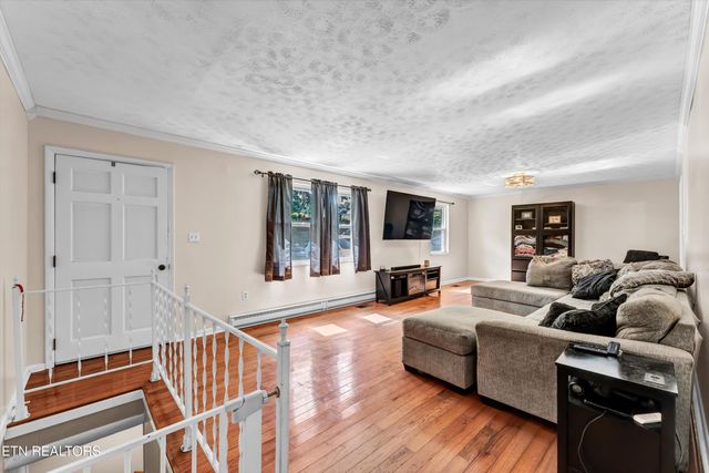 2451 Black Oak Rd, Jefferson City, TN 37760