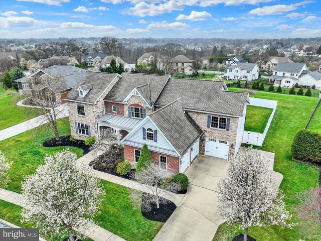 6446 MCCORMICK LN, Harrisburg, PA 17111