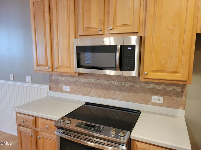 4044 Barton Park Place, Raleigh, NC 27613