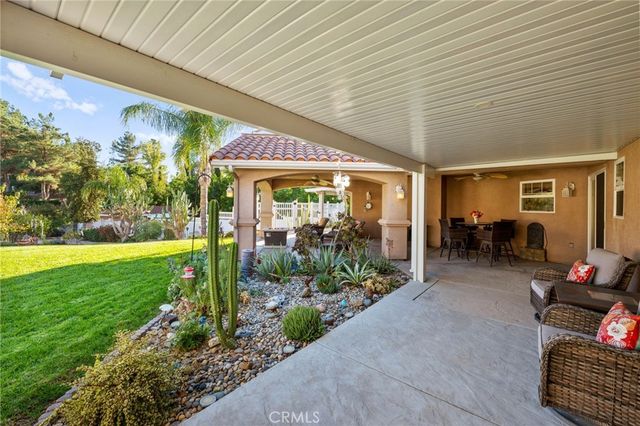 40340 Calle Torcida, Temecula, CA 92591