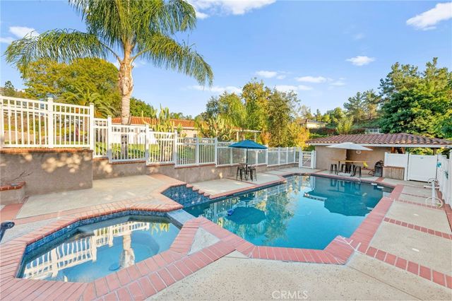 40340 Calle Torcida, Temecula, CA 92591